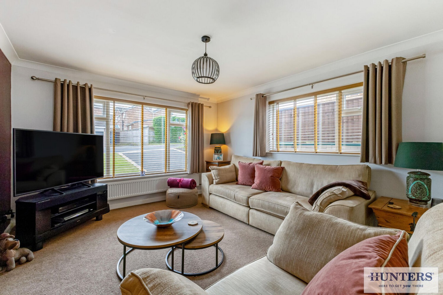 4 bedroom House for sale in Silverdale Drive, Guiseley, Leeds