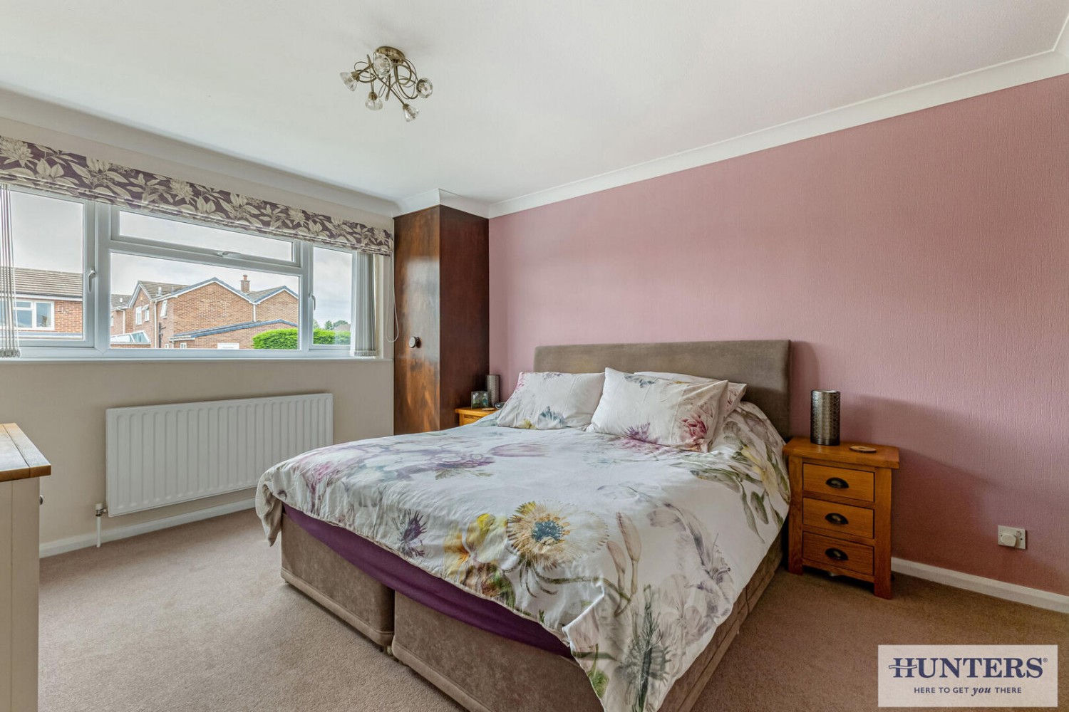 4 bedroom House for sale in Silverdale Drive, Guiseley, Leeds