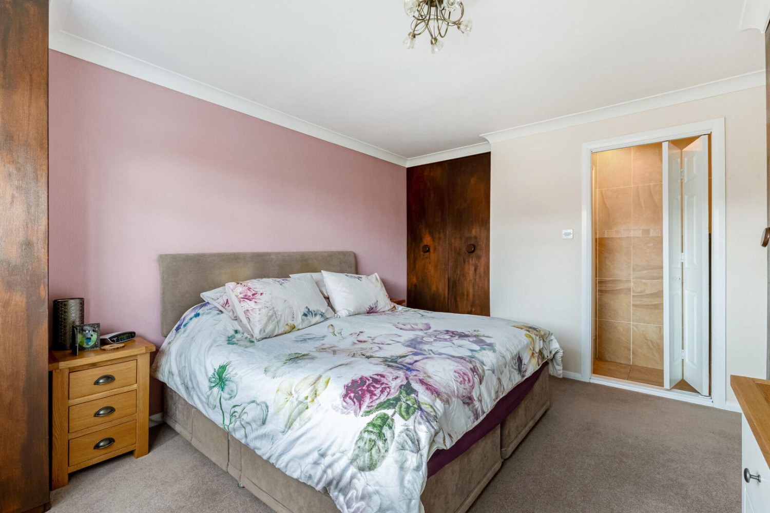 4 bedroom House for sale in Silverdale Drive, Guiseley, Leeds