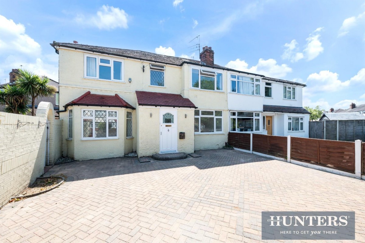 Petersfield Road, Staines-Upon-Thames