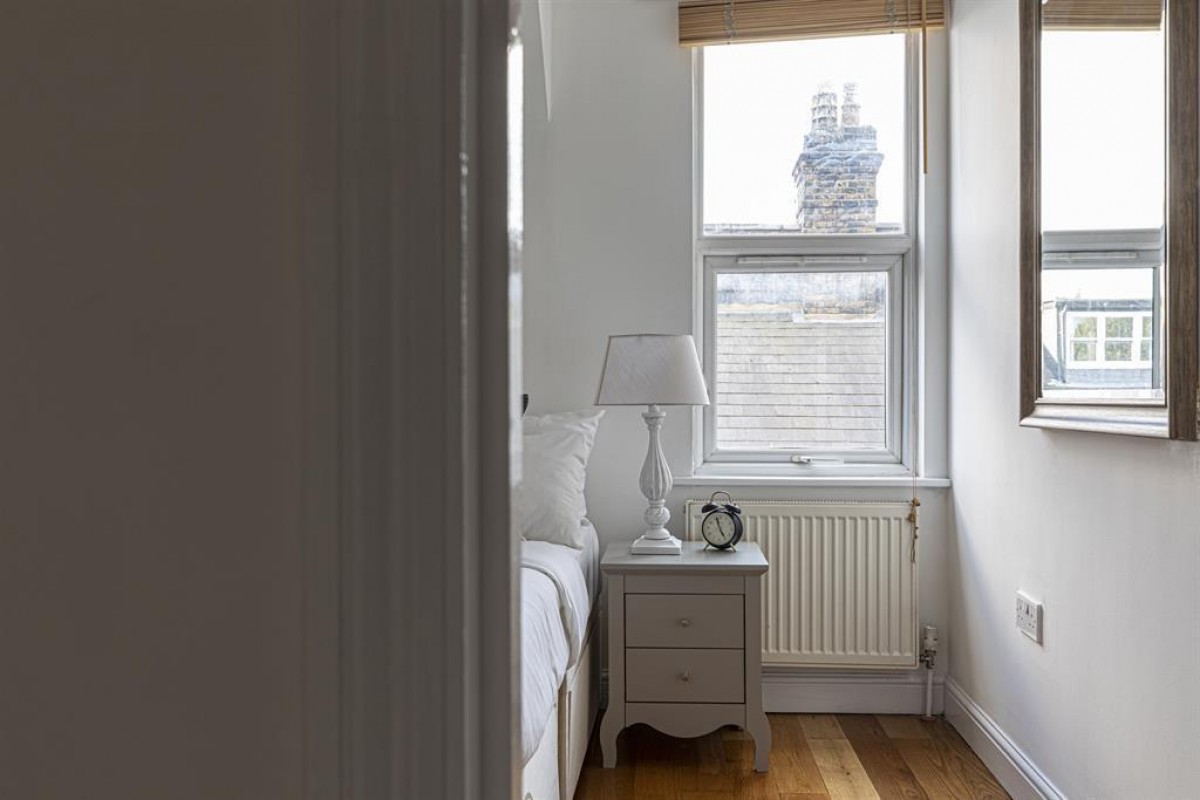 Salusbury Road , London, NW6