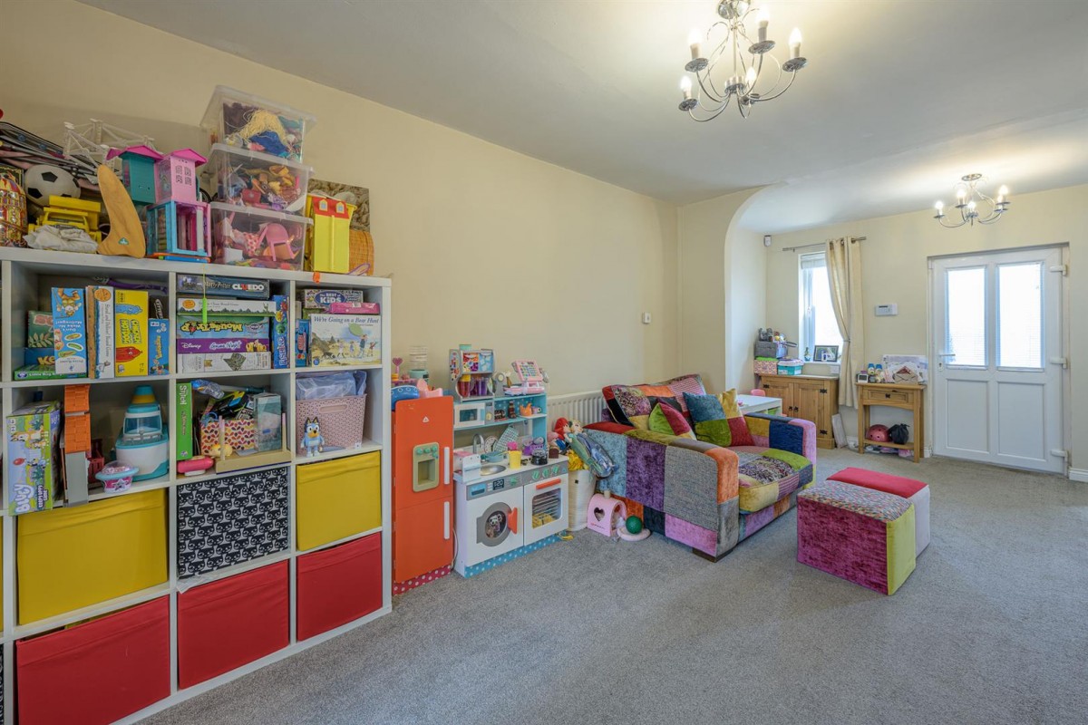 Shenstone Avenue, Norton, Stourbridge, DY8 3EH