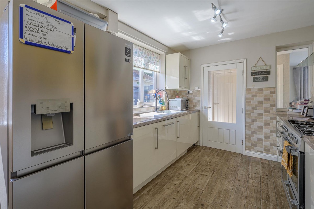 Shenstone Avenue, Norton, Stourbridge, DY8 3EH