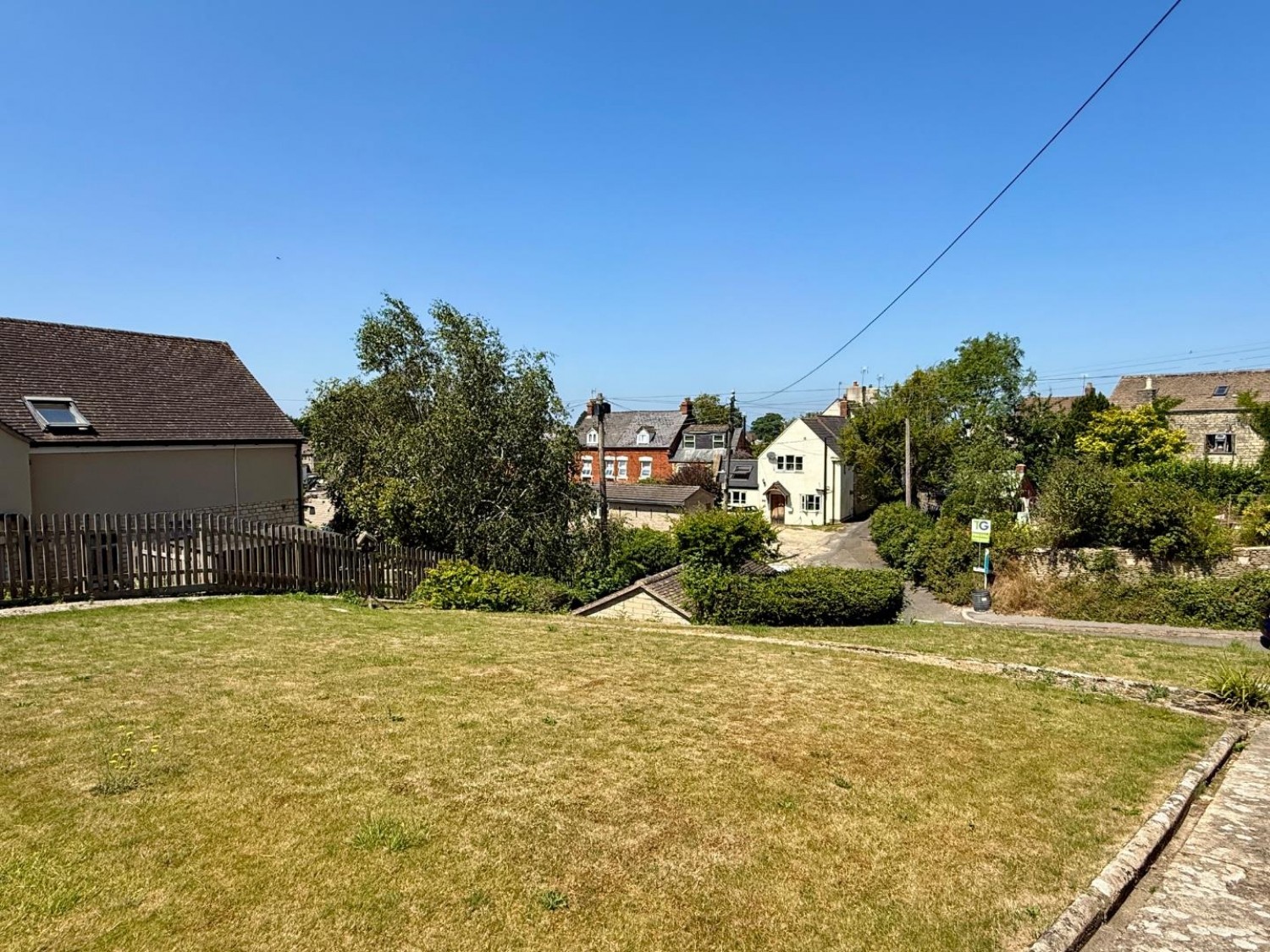 2 bedroom House for sale in Middleyard, Kings Stanley, Stonehouse