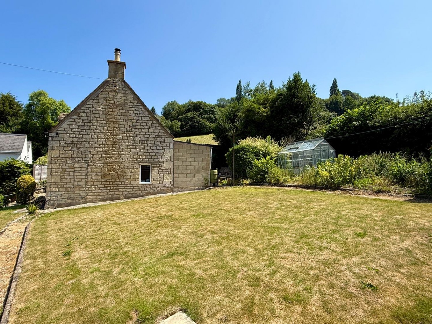 2 bedroom House for sale in Middleyard, Kings Stanley, Stonehouse