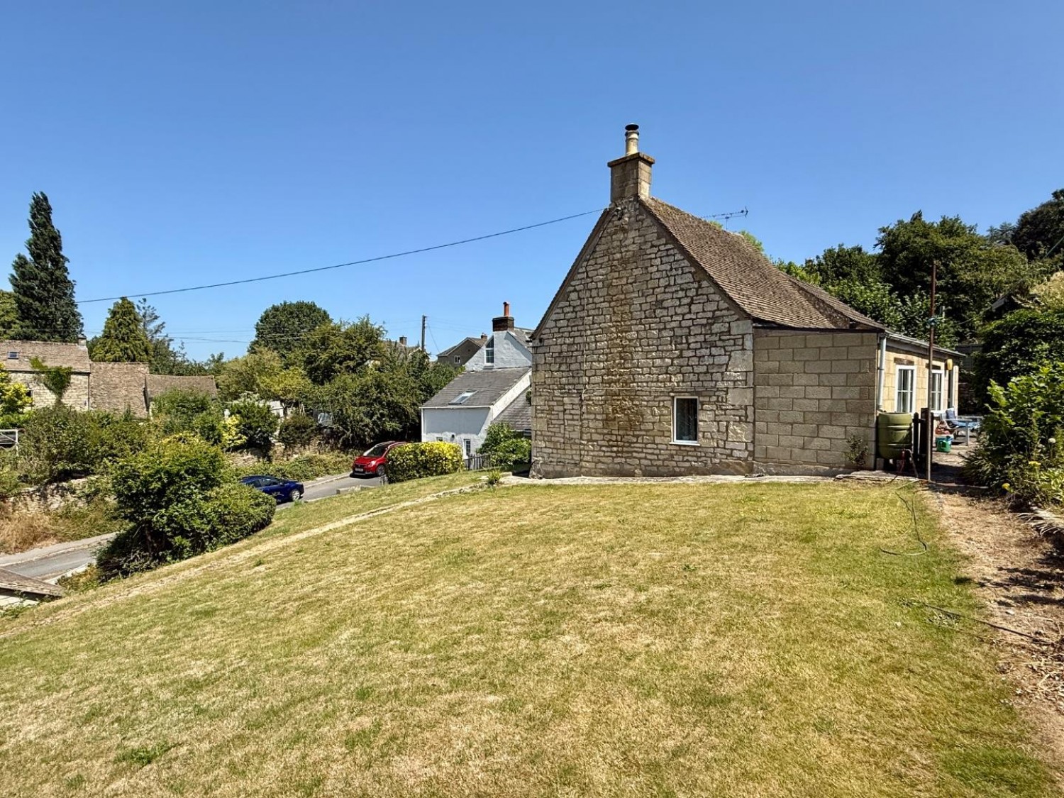 2 bedroom House for sale in Middleyard, Kings Stanley, Stonehouse