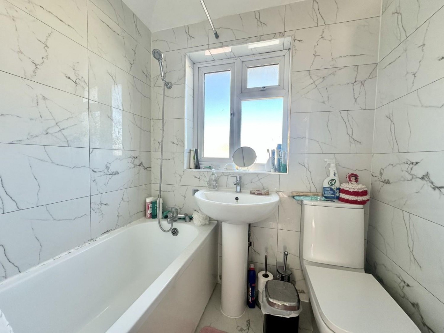3 bedroom House to let in Monmouth Road, Hayes, UB3 4JJ
