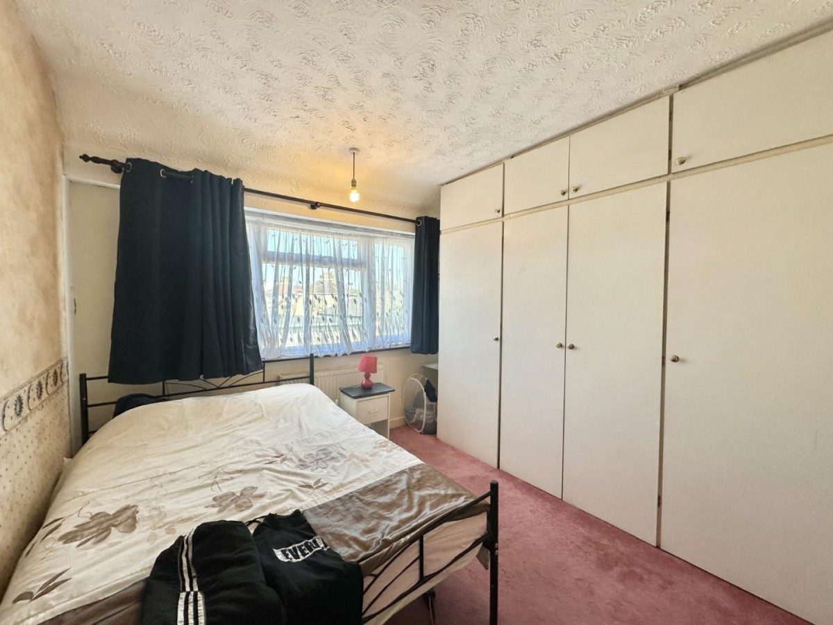Monmouth Road, Hayes, UB3 4JJ