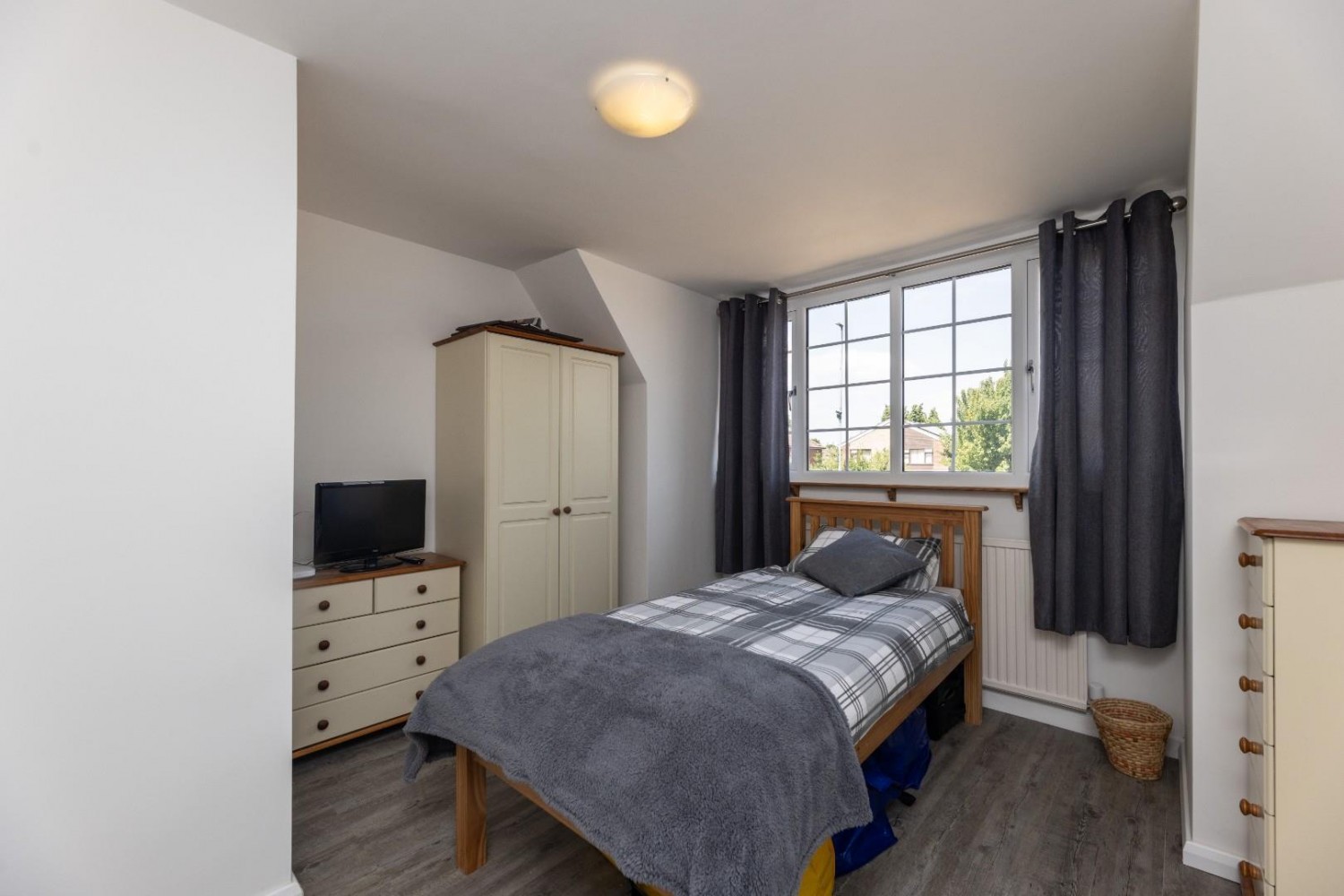 5 bedroom House for sale in Sheepwalk Lane, Castleford