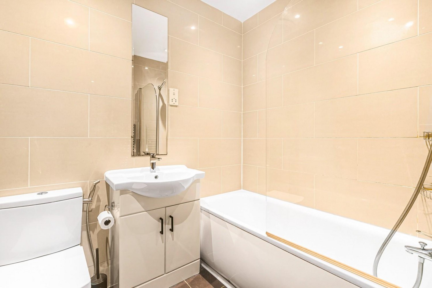 1 bedroom Flat for sale in Stanstead Road, London