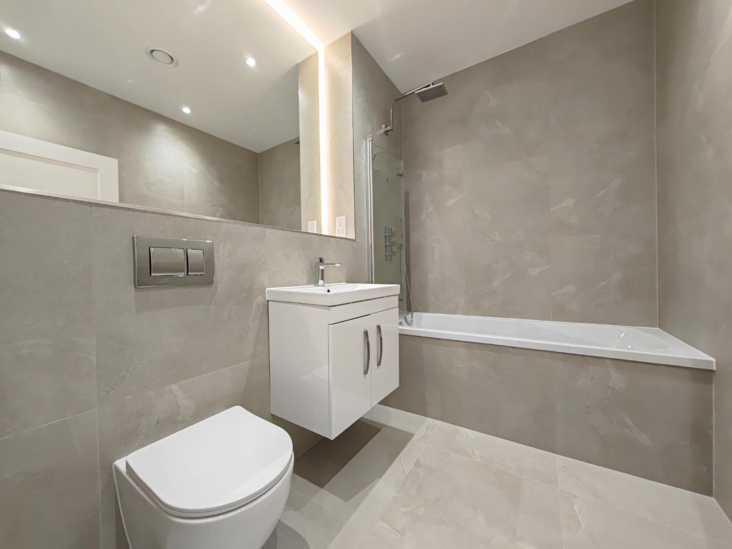 1 bedroom Flat to let in Studio,Peach Street, Wokingham