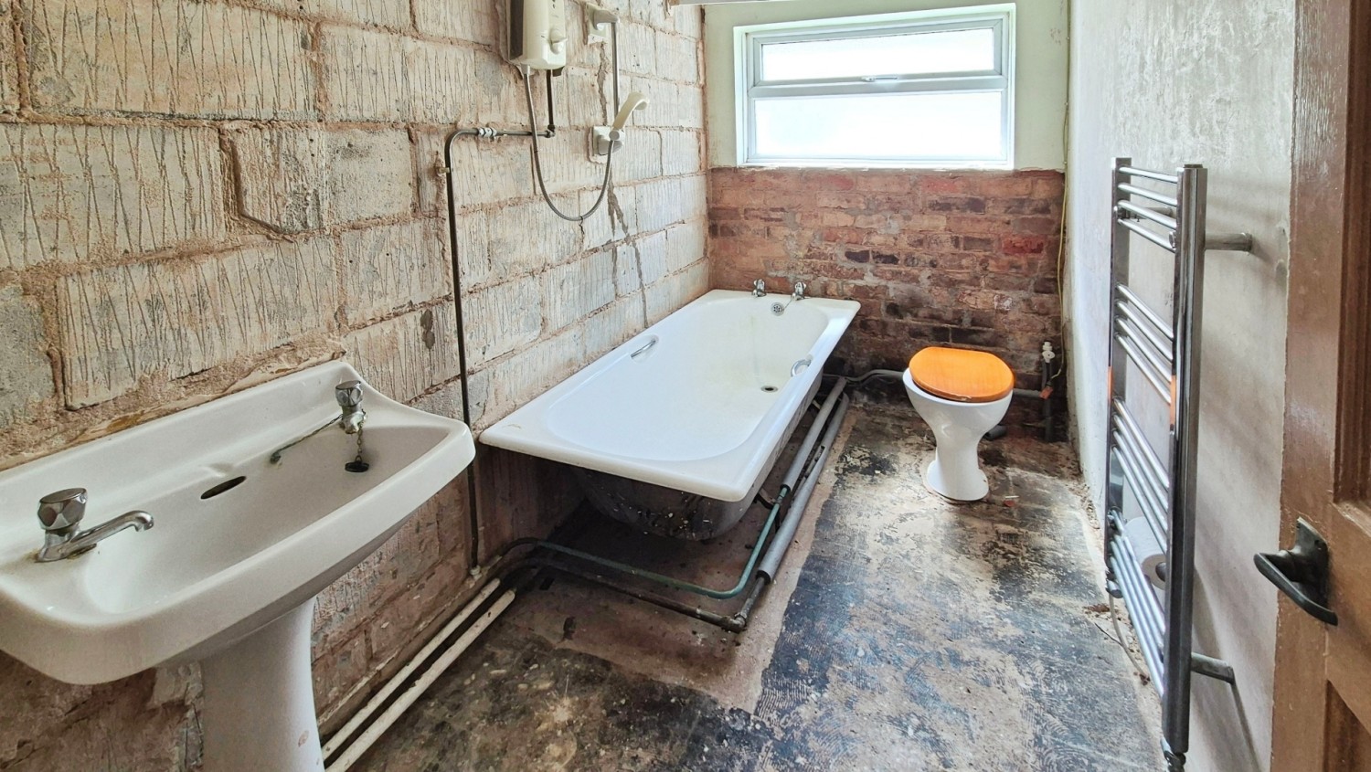 3 bedroom Bungalow for sale in New Street, Chase Terrace, Burntwood