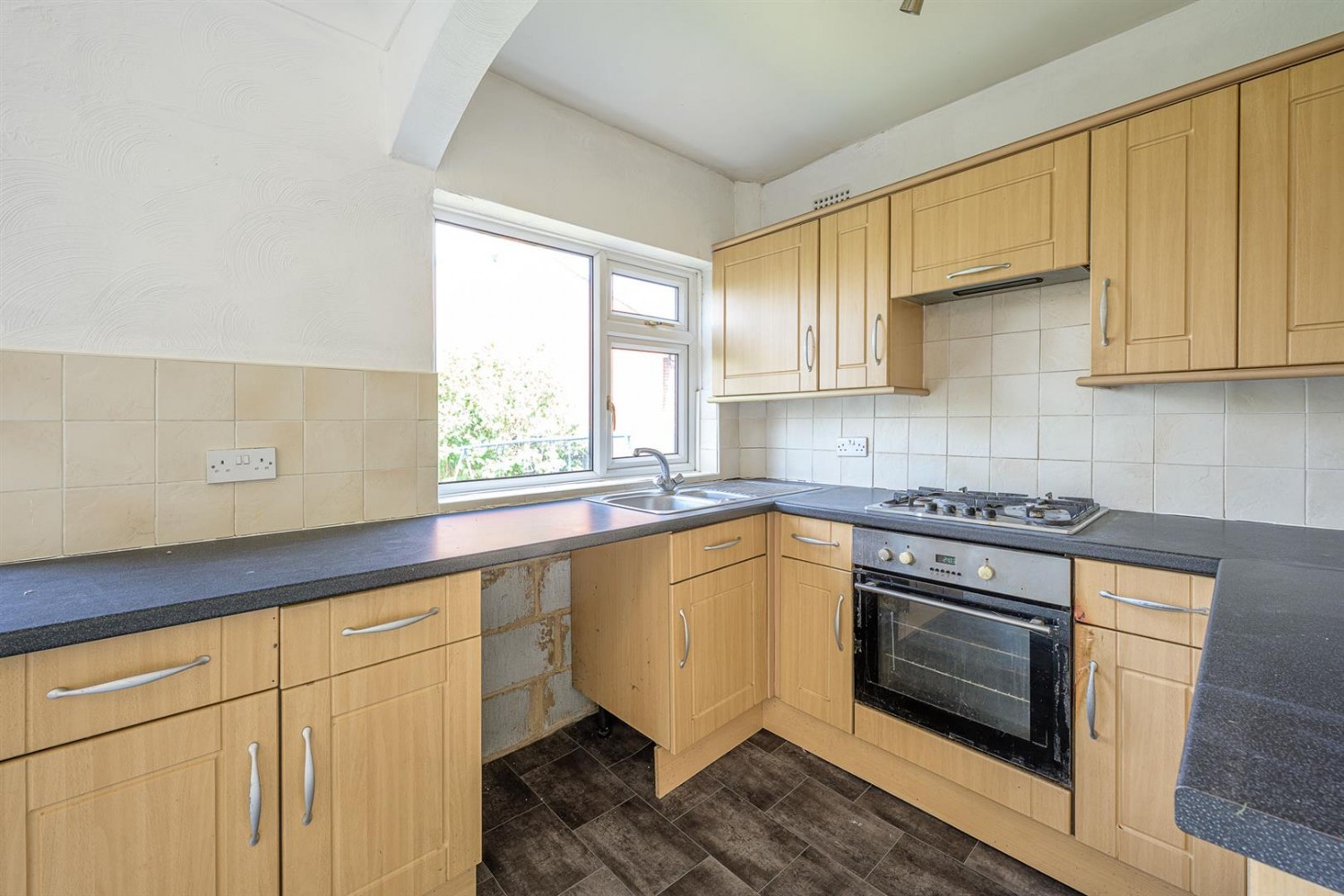 3 bedroom House for sale in Oak Park Road, Stourbridge, DY8 5YG