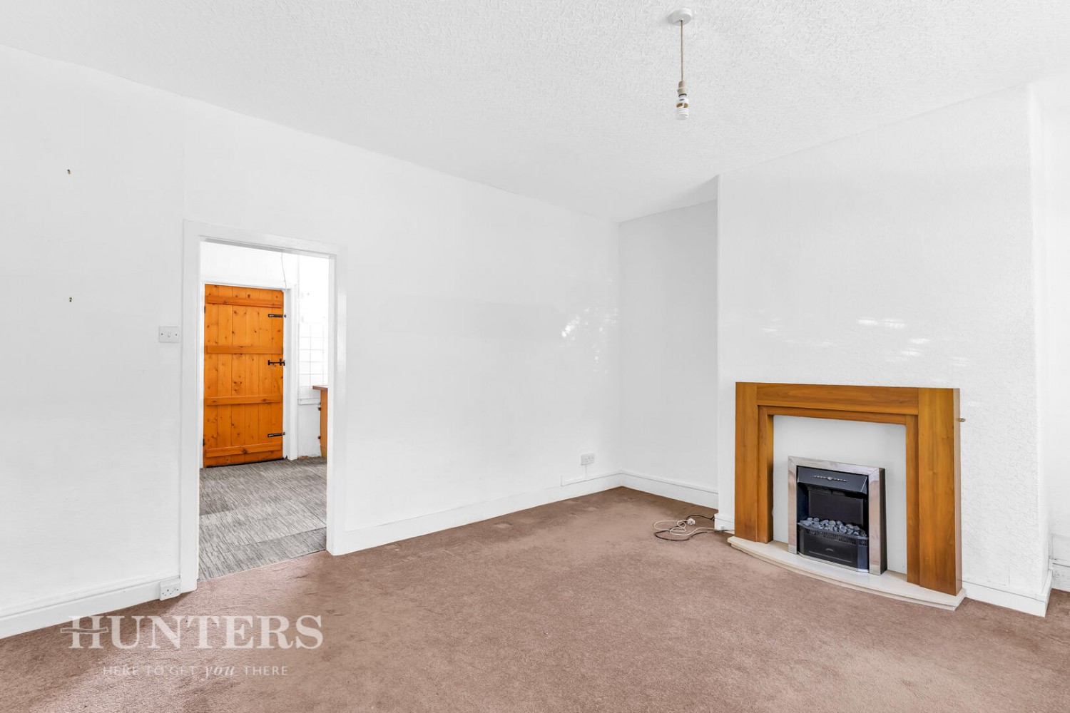 2 bedroom House for sale in Manchester Road, Greenfield, Oldham
