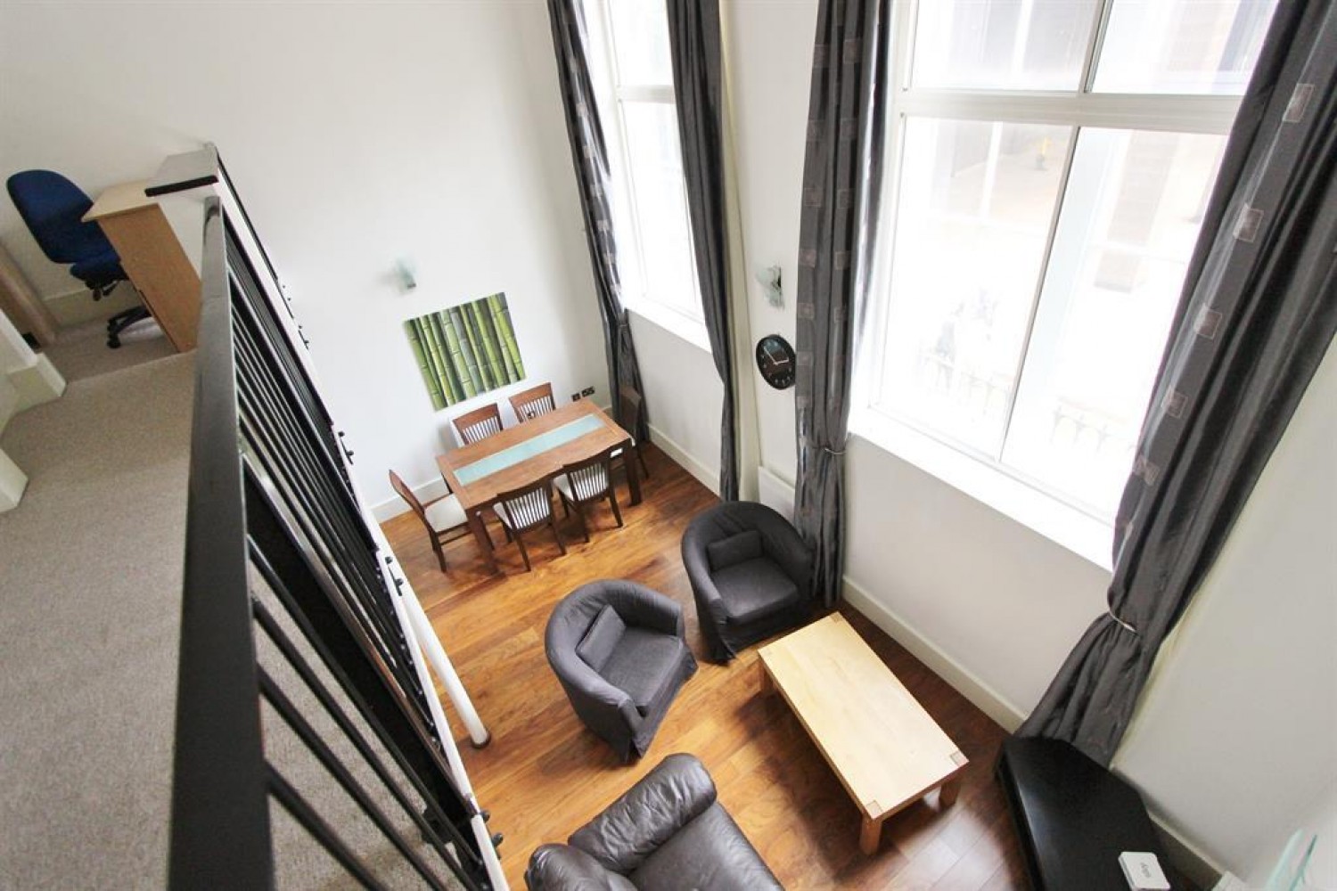 2 bedroom Flat to let in York House, Orchard Lane, Sheffield, S1 2FG