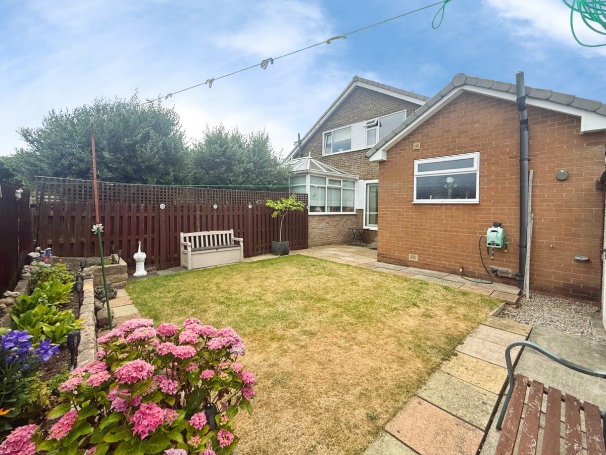 Brackendale Drive, Bradford