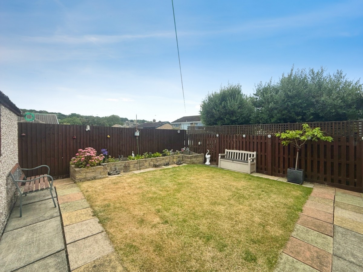 Brackendale Drive, Bradford