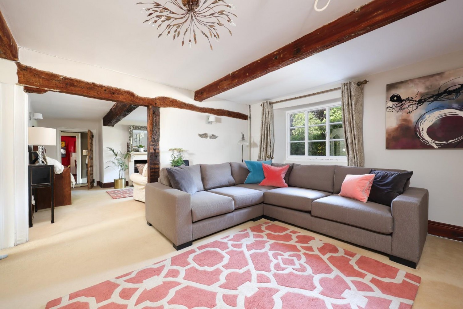 7 bedroom House for sale in Stone, Berkeley