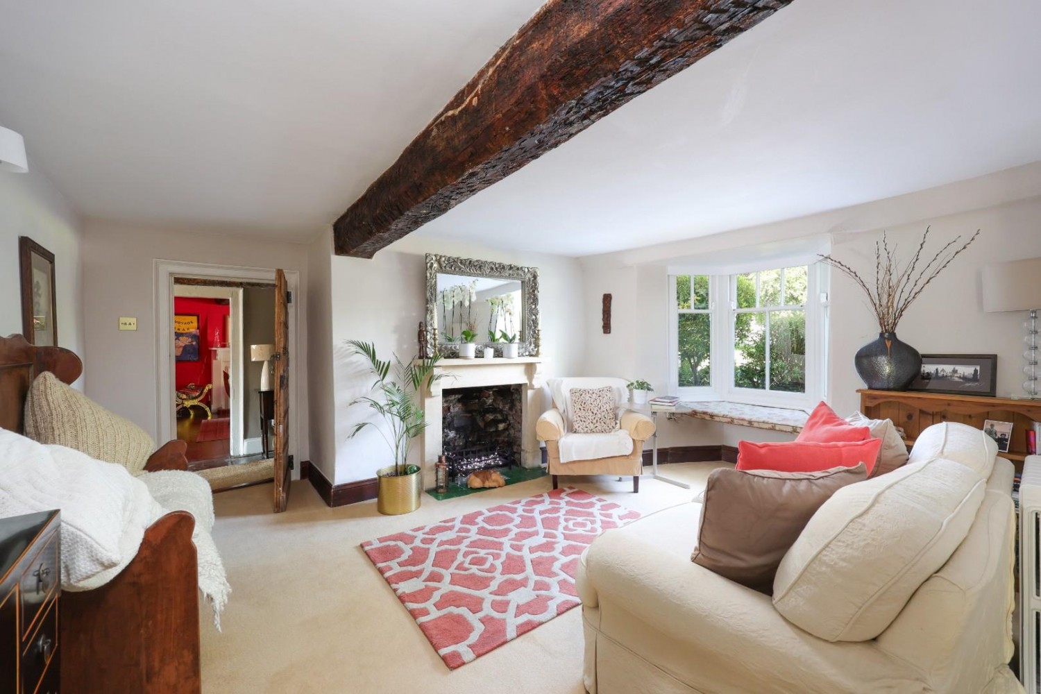 7 bedroom House for sale in Stone, Berkeley