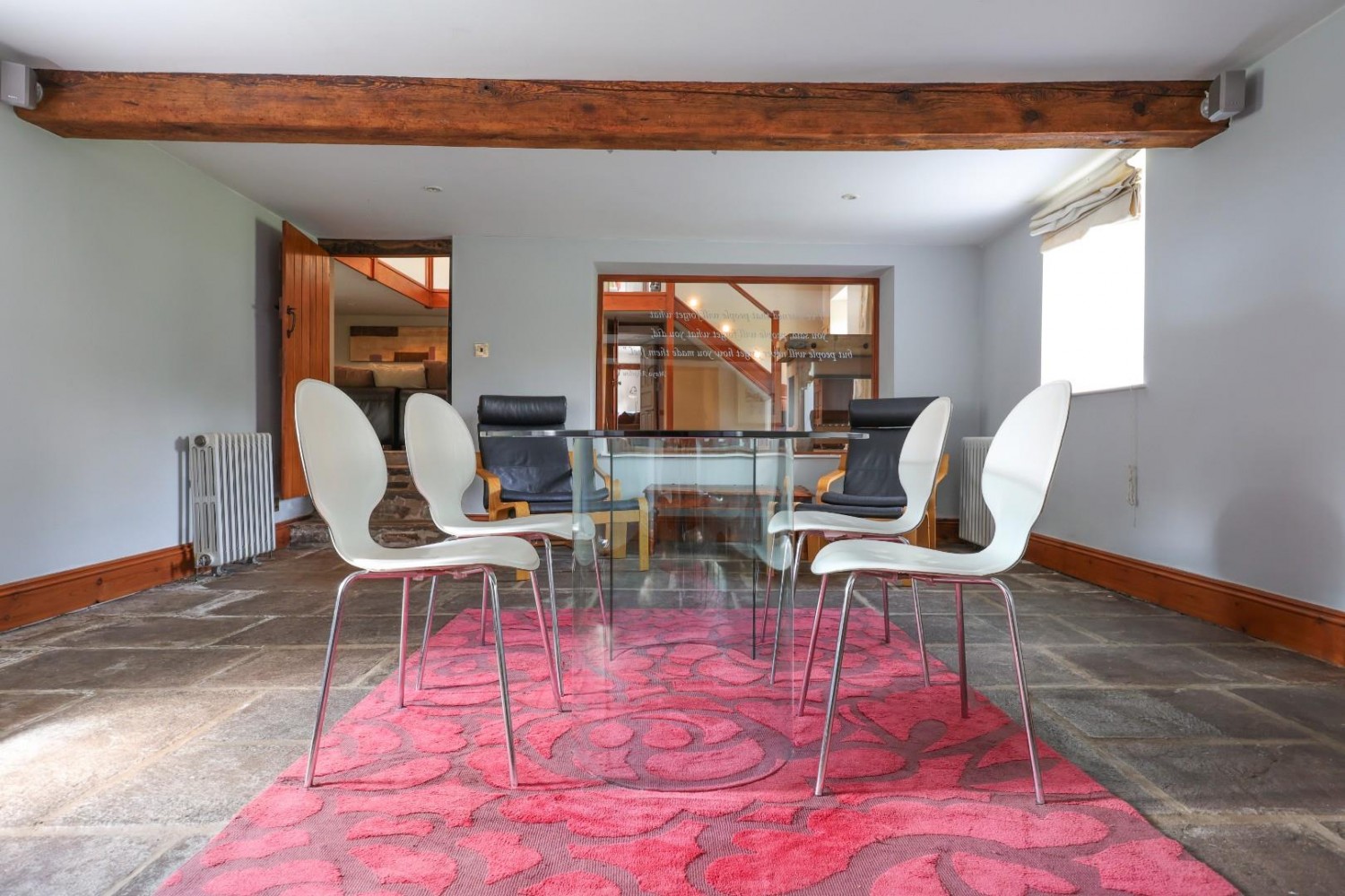 7 bedroom House for sale in Stone, Berkeley