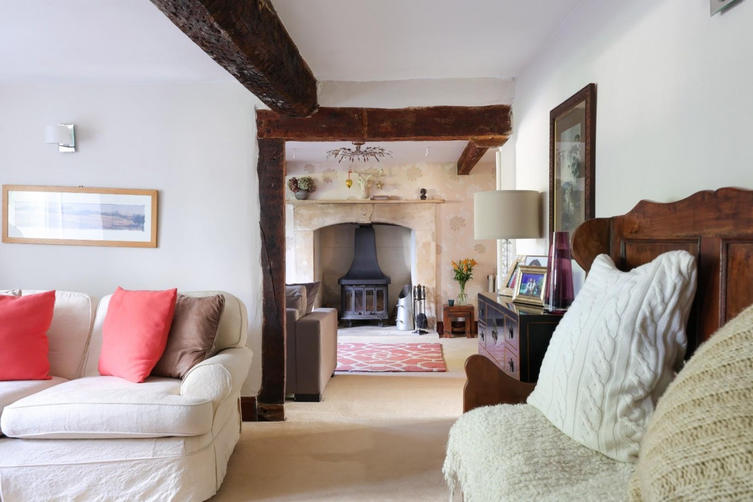 7 bedroom House for sale in Stone, Berkeley