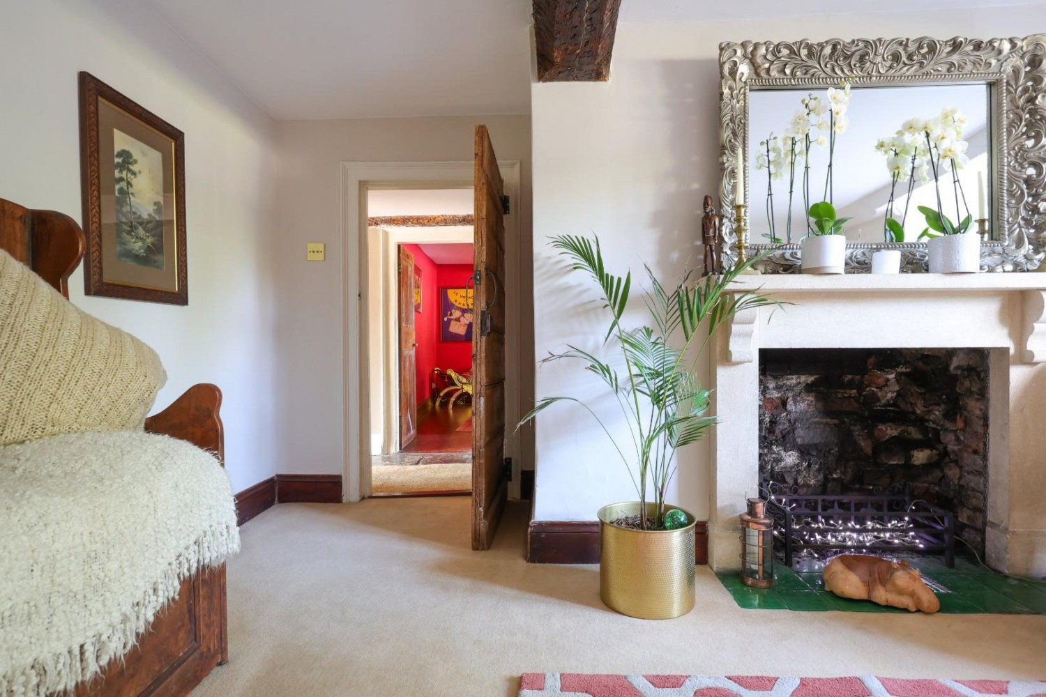 7 bedroom House for sale in Stone, Berkeley