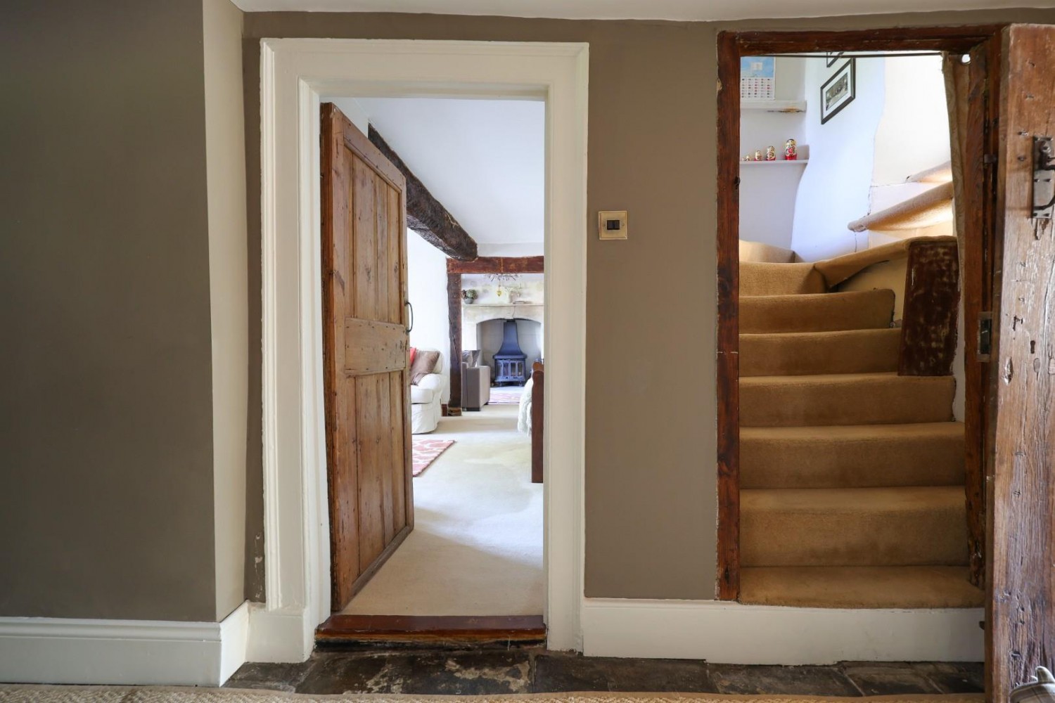 7 bedroom House for sale in Stone, Berkeley