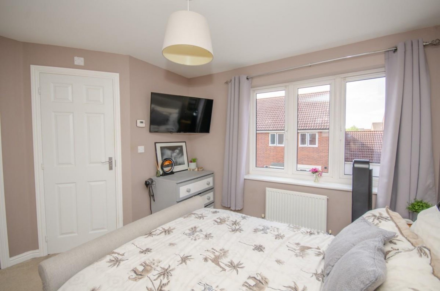 3 bedroom House for sale in Bluebell Way, Lyde Green, Bristol, BS16 7HY