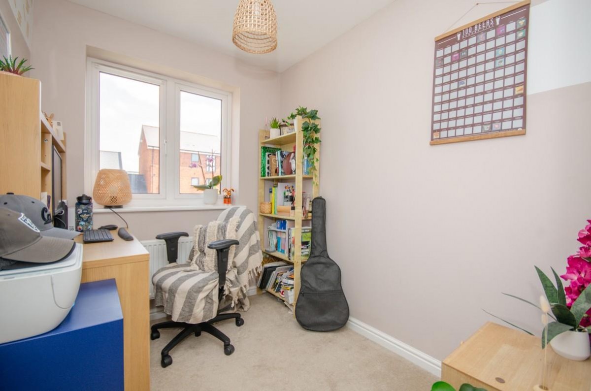Bluebell Way, Lyde Green, Bristol, BS16 7HY