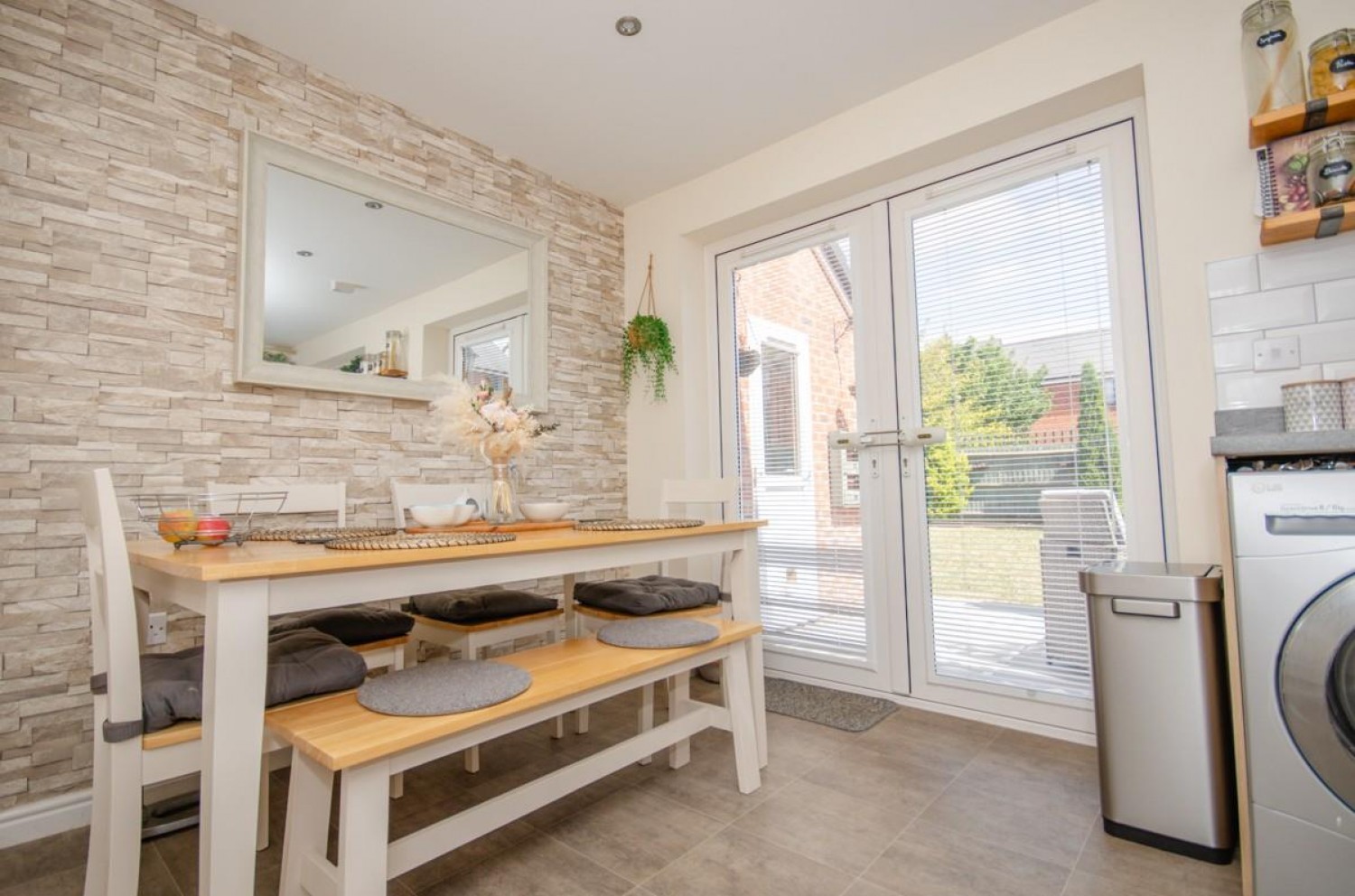 3 bedroom House for sale in Bluebell Way, Lyde Green, Bristol, BS16 7HY