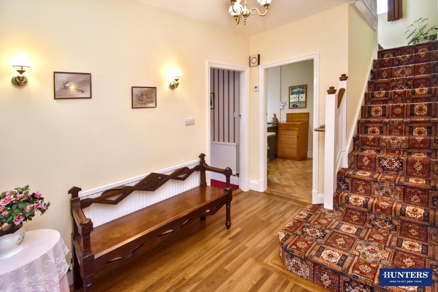4 bedroom House for sale in Monsell Drive, Leicester