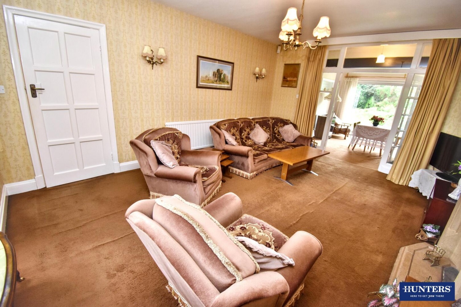 4 bedroom House for sale in Monsell Drive, Leicester