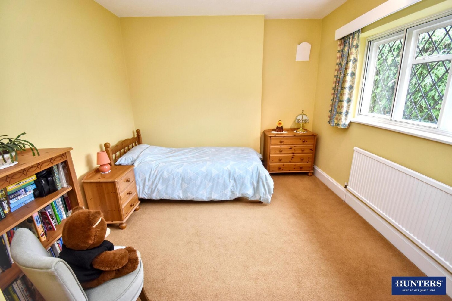 4 bedroom House for sale in Monsell Drive, Leicester