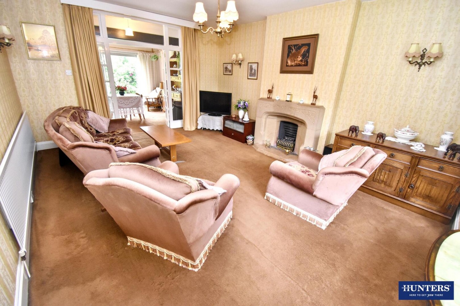4 bedroom House for sale in Monsell Drive, Leicester