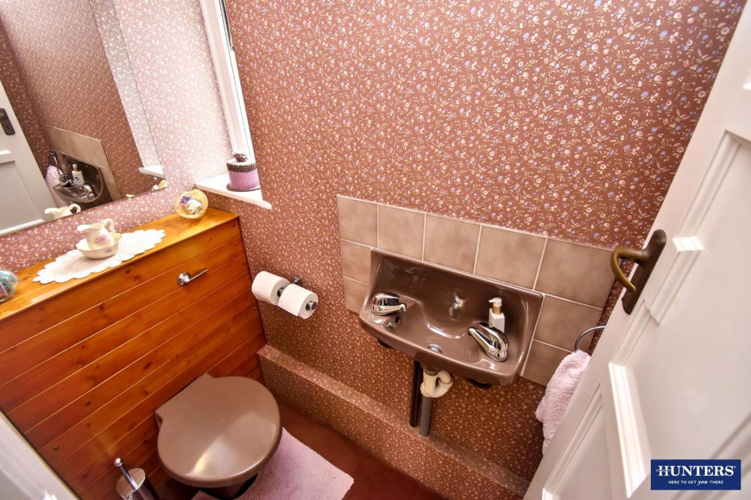 4 bedroom House for sale in Monsell Drive, Leicester