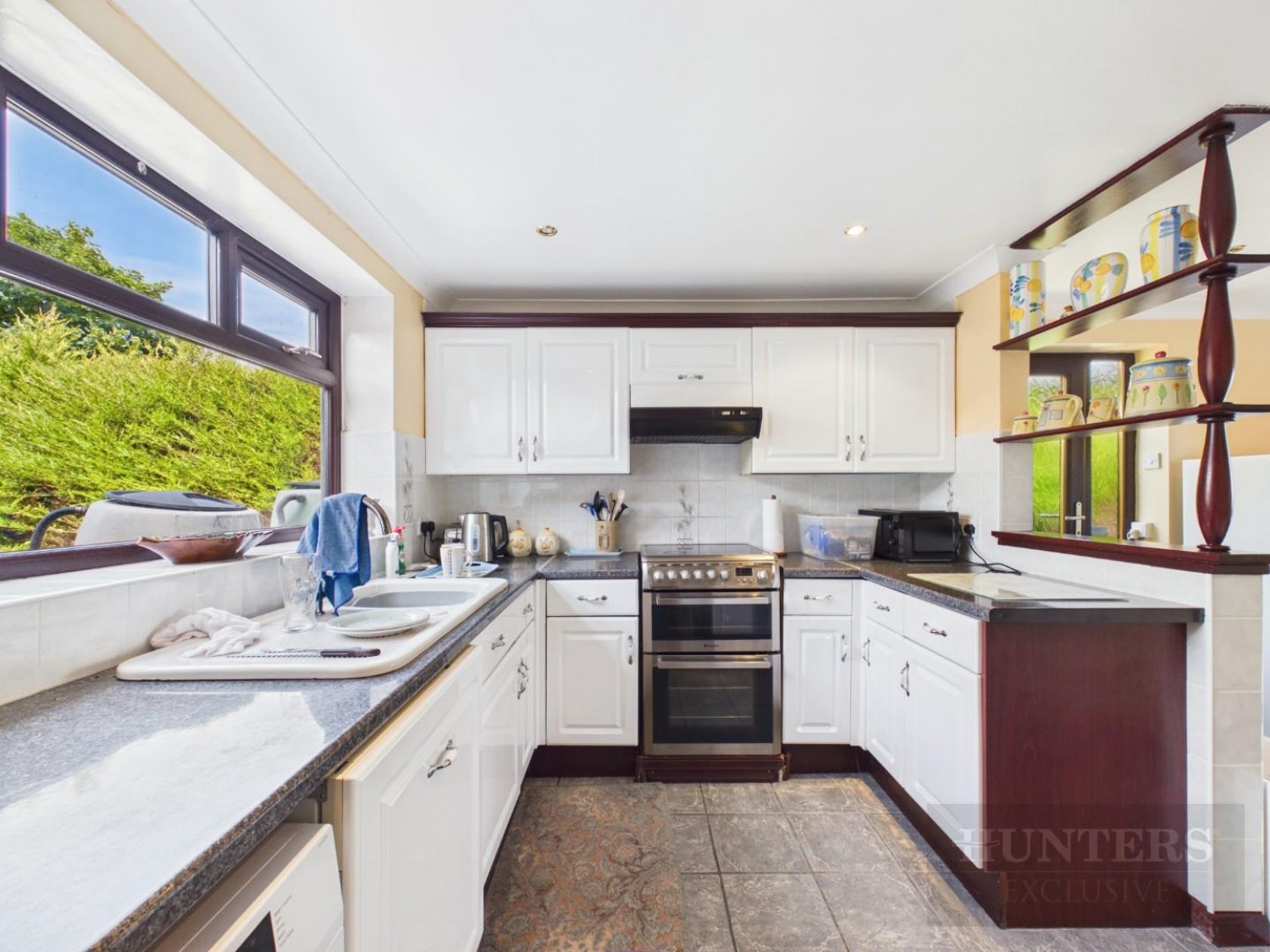5 bedroom Bungalow for sale in Sewerby Road, Sewerby, Bridlington