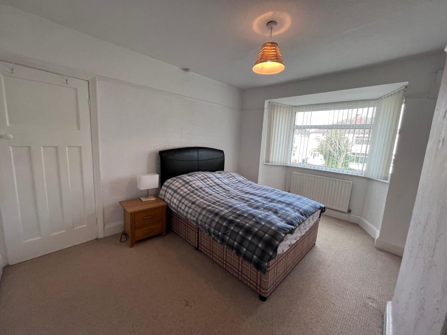 3 bedroom House to let in Quinton Lane, Quinton, Birmingham