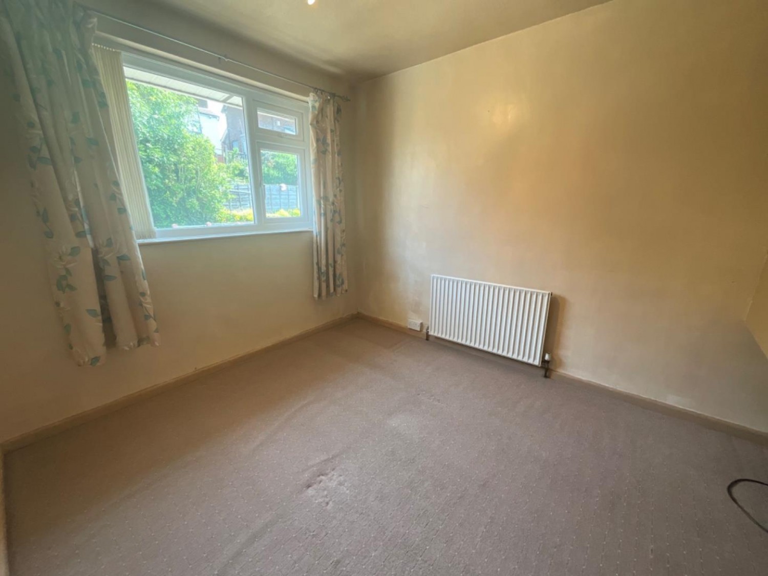 3 bedroom House for sale in Broadhill Road, Stalybridge