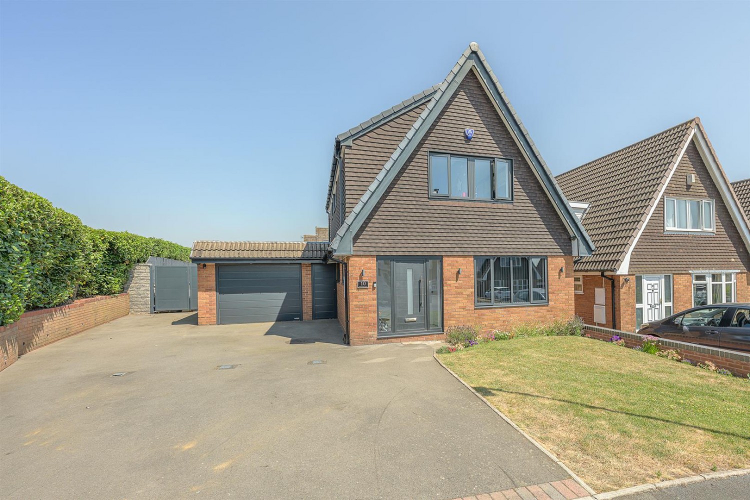 3 bedroom House for sale in Copper Beech Drive, Kingswinford, DY6 7RX