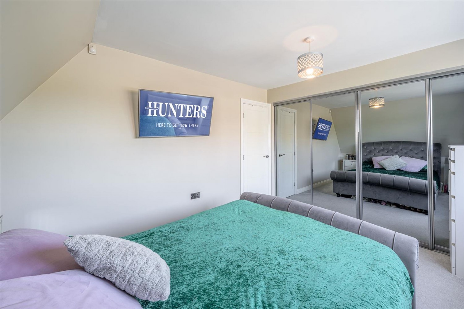 3 bedroom House for sale in Copper Beech Drive, Kingswinford, DY6 7RX