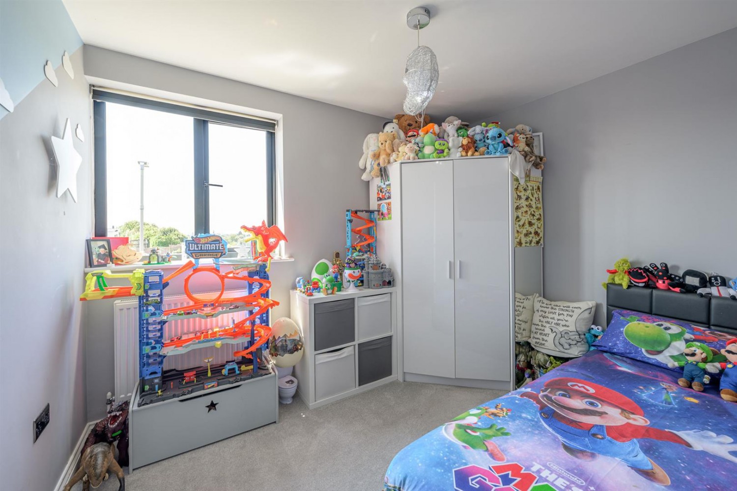 3 bedroom House for sale in Copper Beech Drive, Kingswinford, DY6 7RX