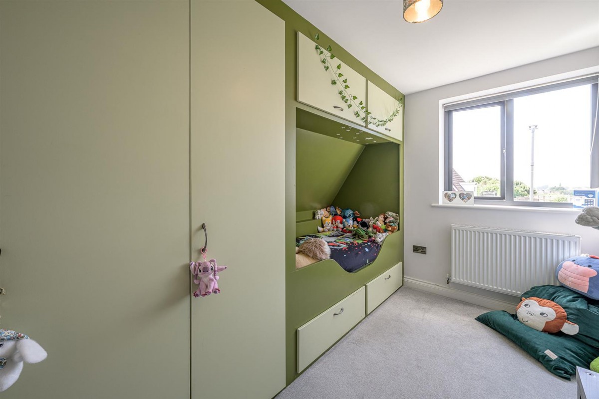 Copper Beech Drive, Kingswinford, DY6 7RX