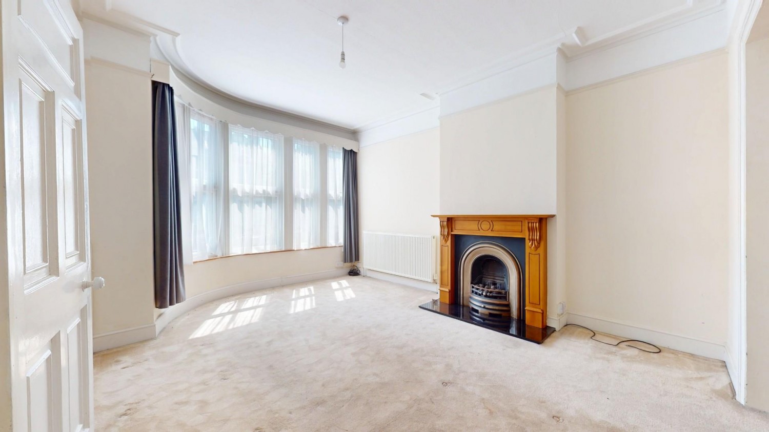4 bedroom House for sale in Old Road West, Gravesend, DA11