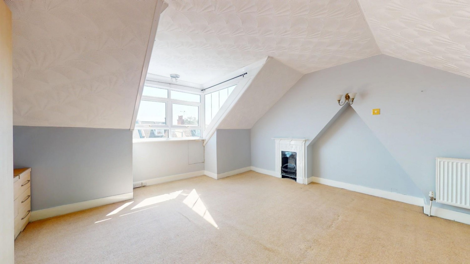4 bedroom House for sale in Old Road West, Gravesend, DA11