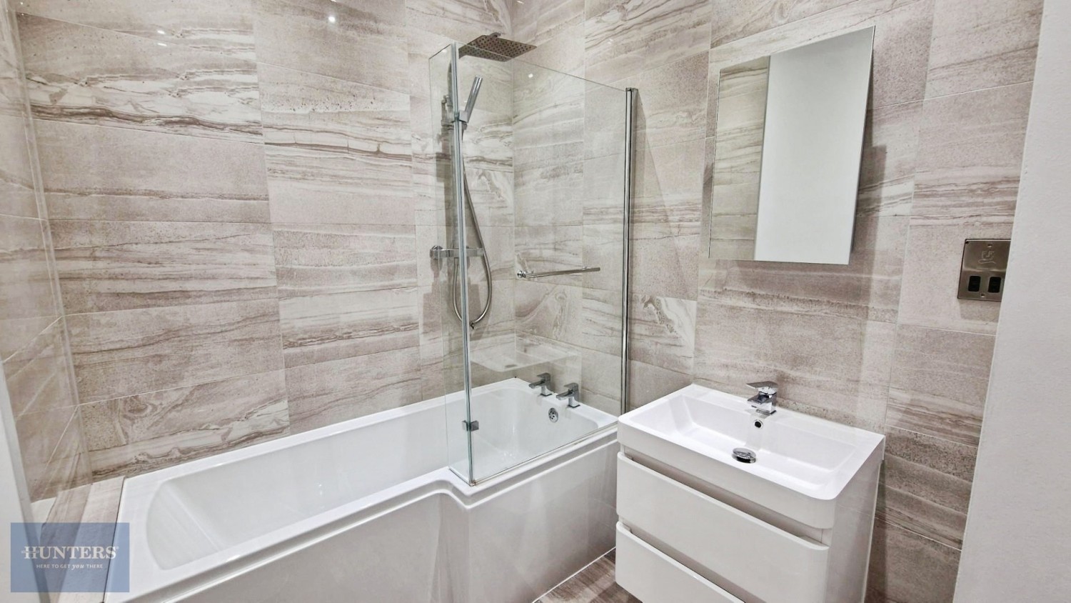 1 bedroom Flat to let in High Street, Harborne, Birmingham