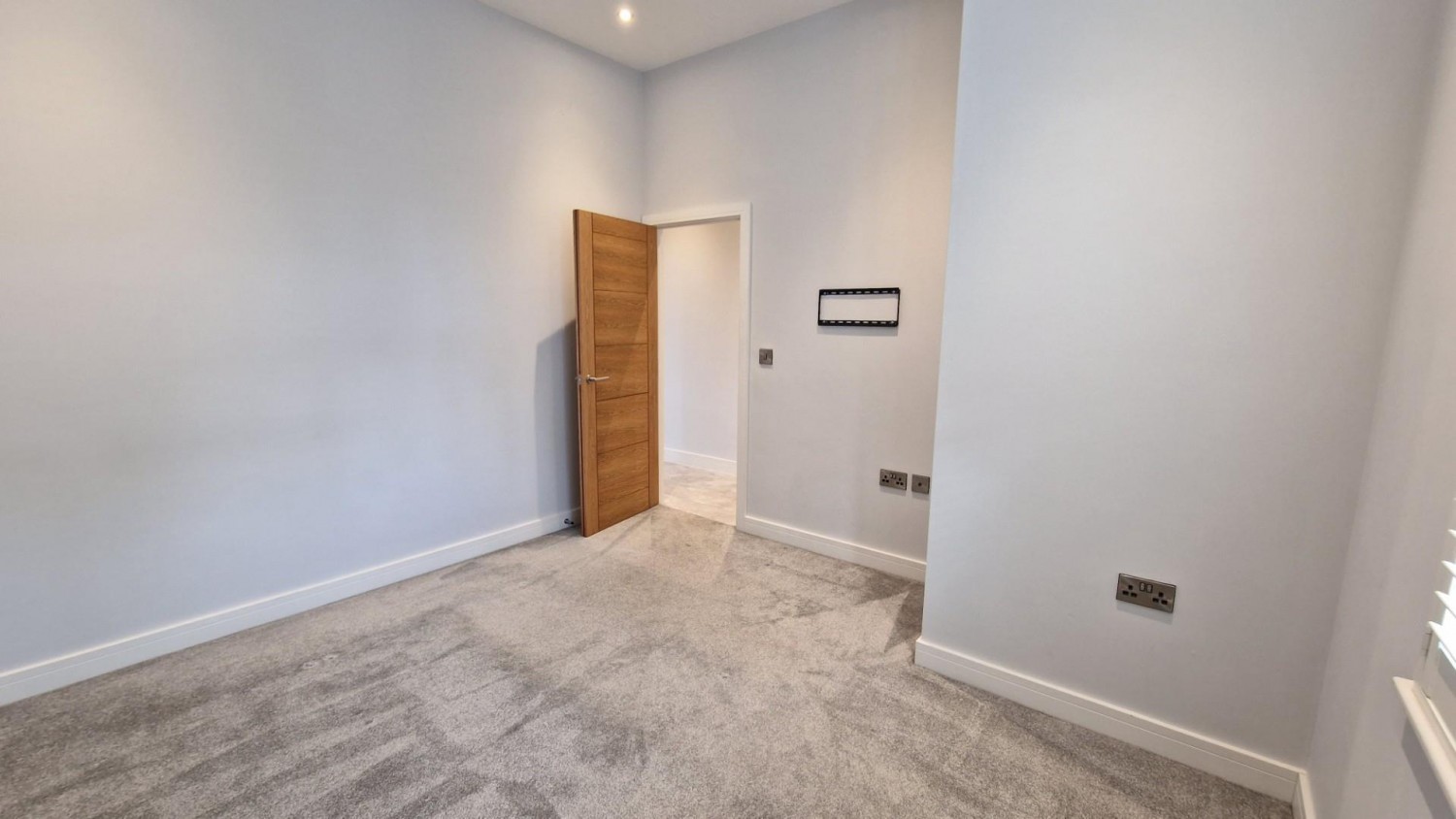 1 bedroom Flat to let in High Street, Harborne, Birmingham