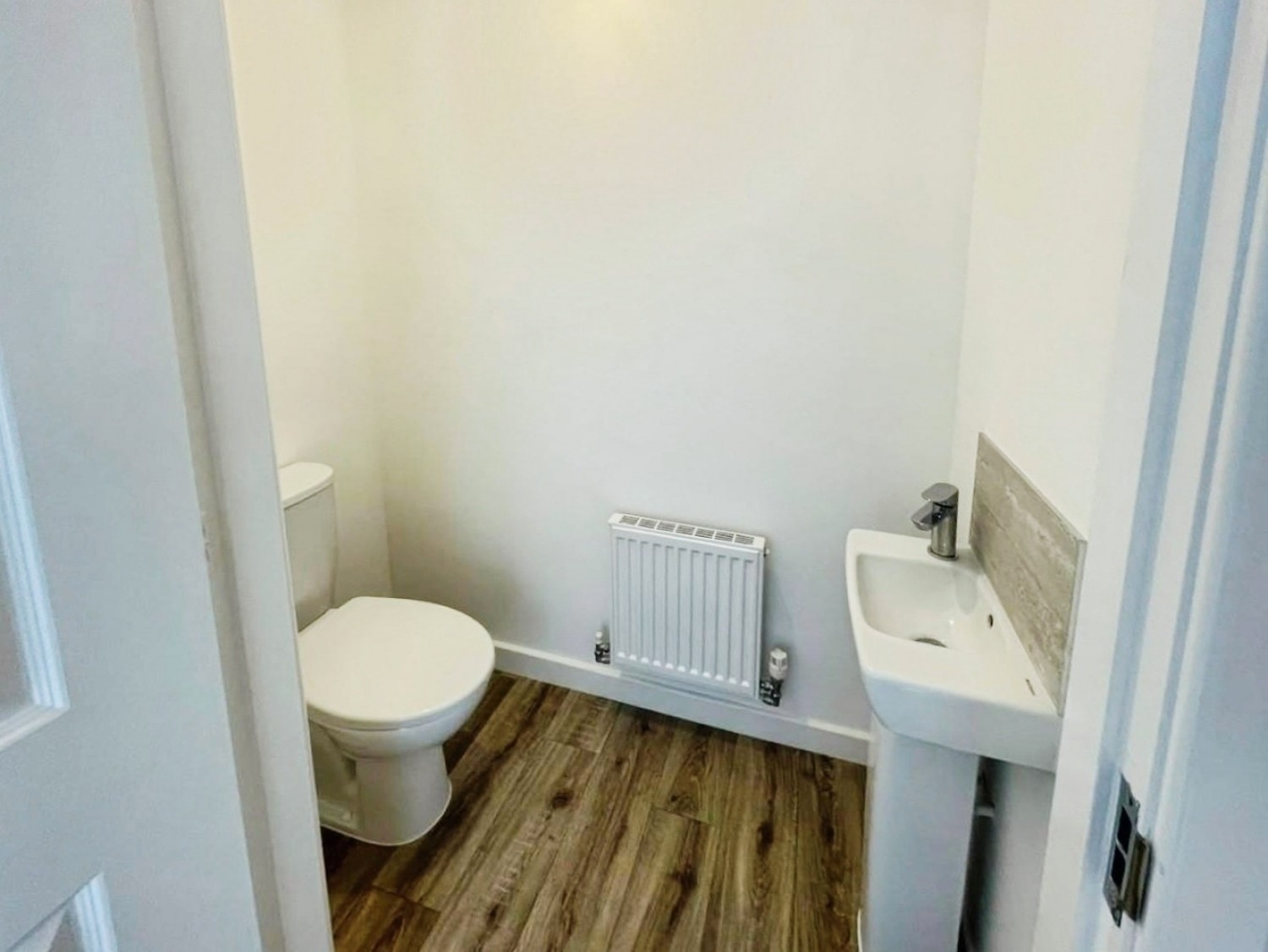 4 bedroom House to let in Northolt Road, Harker
