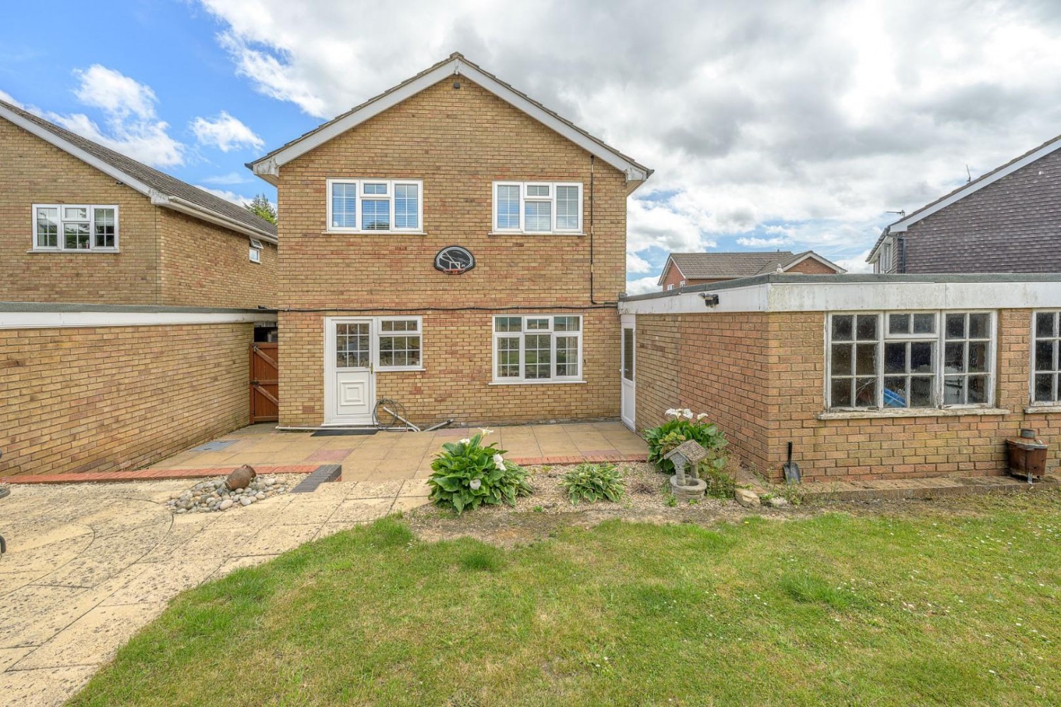 4 bedroom House for sale in Viewfield Crescent, Sedgley