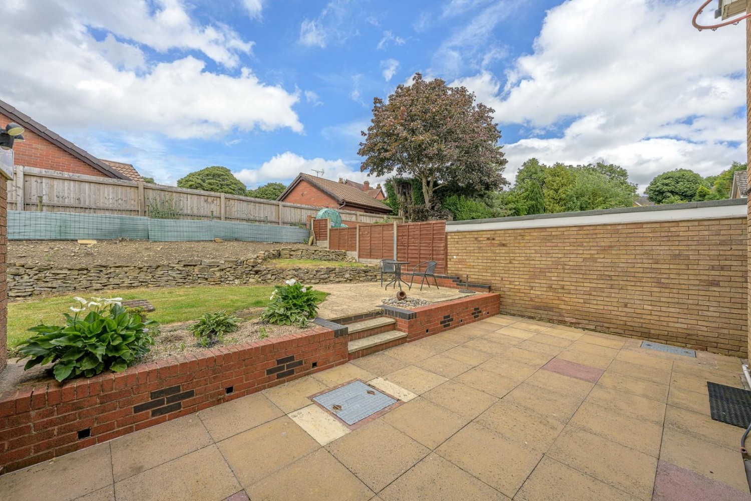 4 bedroom House for sale in Viewfield Crescent, Sedgley