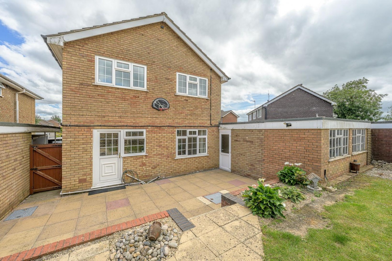 4 bedroom House for sale in Viewfield Crescent, Sedgley